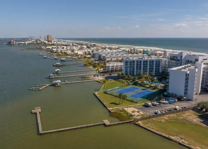 Snowbirds Welcome Pool Boat Marina Sleeps 4 Holiday home Gulf Shores